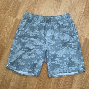 Digital camp grey shorts Peter millar